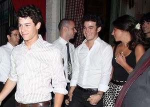 kevin-jonas-engagement-party