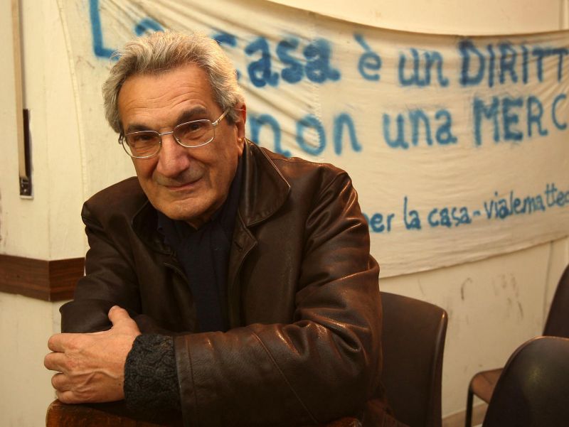 Antonio Negri fait lire son Prométhée au Théâtre de l’Odéon le 12 novembre Antonio Negri fait lire son Prométhée au Théâtre de l’Odéon le 12 novembre
