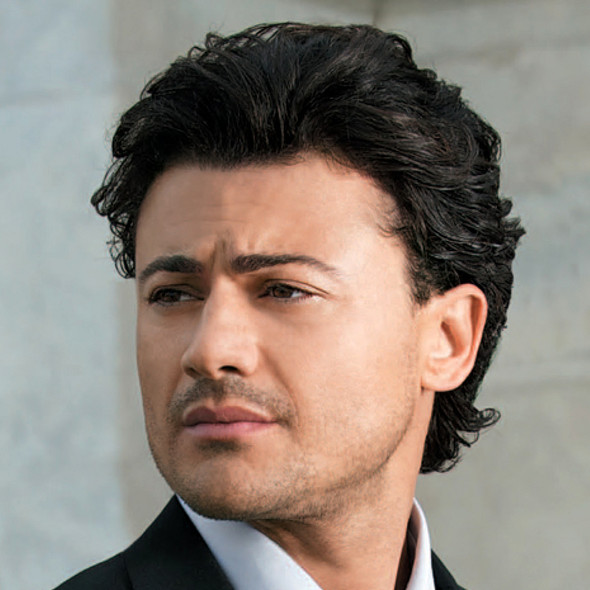 Premier récital triomphal à Paris du ténor italien Vittorio Grigolo (TCE, 16/01/2012) Premier récital triomphal à Paris du ténor italien Vittorio Grigolo (TCE, 16/01/2012)