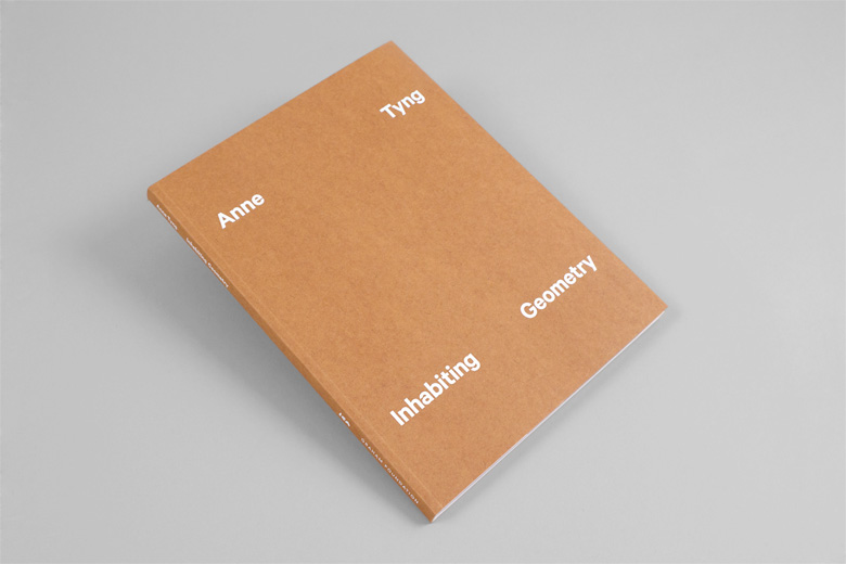 Inhabiting Geometry, un livre qui revient sur le travail de l’architecte Anne Tyng Inhabiting Geometry, un livre qui revient sur le travail de l’architecte Anne Tyng