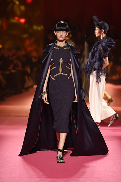 Défilé Schiaparelli Haute Couture Printemps-Eté 2015.