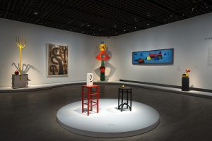 Vue de l’exposition Miró (4) scénographie Atelier Maciej Fiszer © Rmn-Grand Palais / Photo Didier Plowy