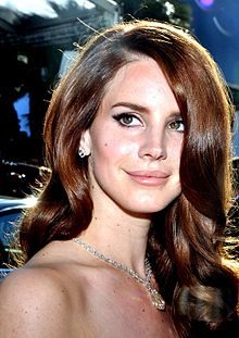Lana Del Rey signe la BO du prochain Tim Burton