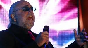 Demis Roussos, le chanteur de “Mourir auprès de mon amour”, est mort à son tour
