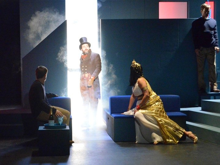 Une Chance inestimable au théâtre des Béliers Parisiens : une comédie originale et décalée de Fabrice Donnio