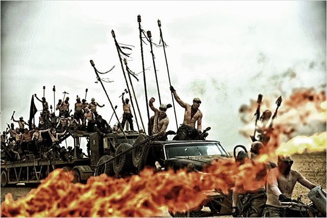 [Hors compétition] « Mad Max : Fury Road » : de grands pics de folie dans des sentiers trop balisés