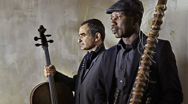 [Live Report] Ballake Sissoko & Vincent Segal : conversation de cordes et de cultures