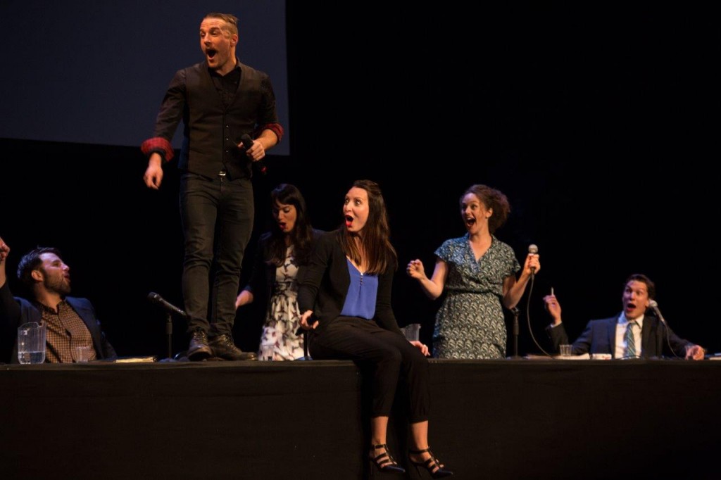 Délire utile ou farce sérieuse? Le “NOSHOW”, le spectacle qui tire le public de sa passivité!