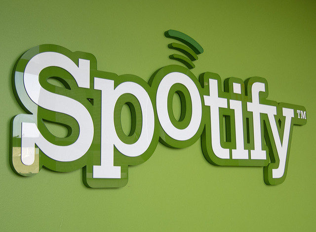 Bataille sur le marché du streaming entre Apple et Spotify