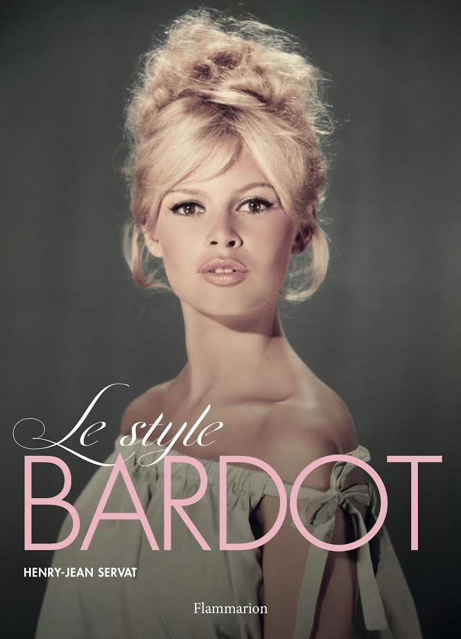 « Le style Bardot », Henri-Jean Servat dresse un portrait stylé de BB