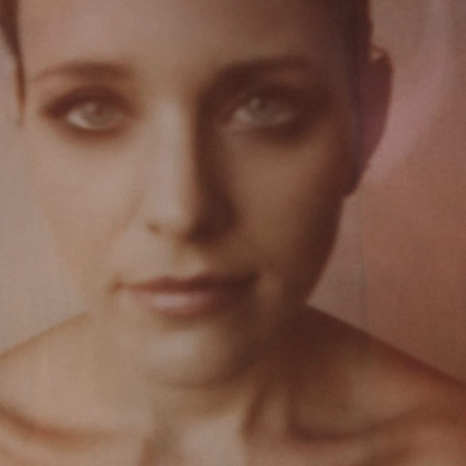 [Interview] Charlotte Savary sort son premier album solo “Seasons”