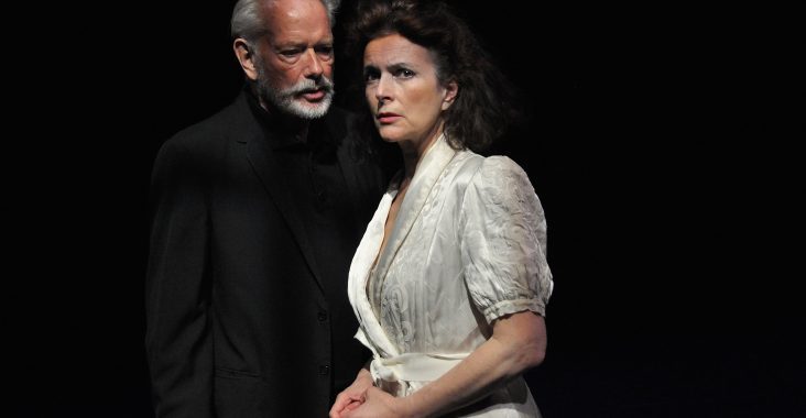 Avignon Off : envoûtant « Le Fantôme et Mrs Muir » de R.A. Dick à l’Espace Roseau