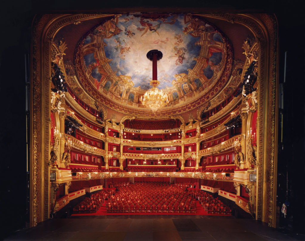 Saison européenne d’opéra : Bruxelles, une saison riche chez Mozart, Verdi, Offenbach et … Honneger