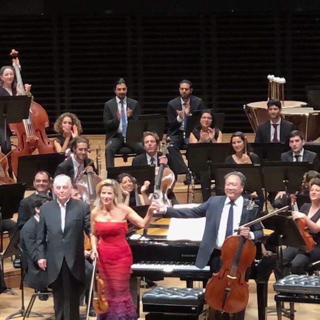 Les 20 ans du West-Eastern Divan Orchestra, avec Daniel Barenboim, Anne-Mutter et Yo-Yo Ma dans le triple concerto de Beethoven et la 9e de Bruckner à la Philharmonie de Paris