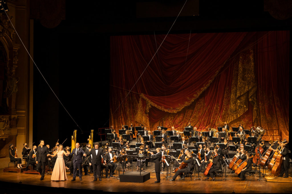 Gala lyrique à l’Opéra Garnier : une soirée entre émotion des artistes et joie du public