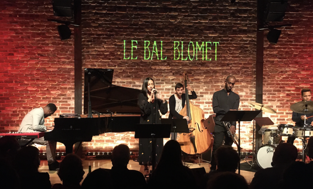 Estelle Perrault et ses musiciens enchantent le Bal Blomet
