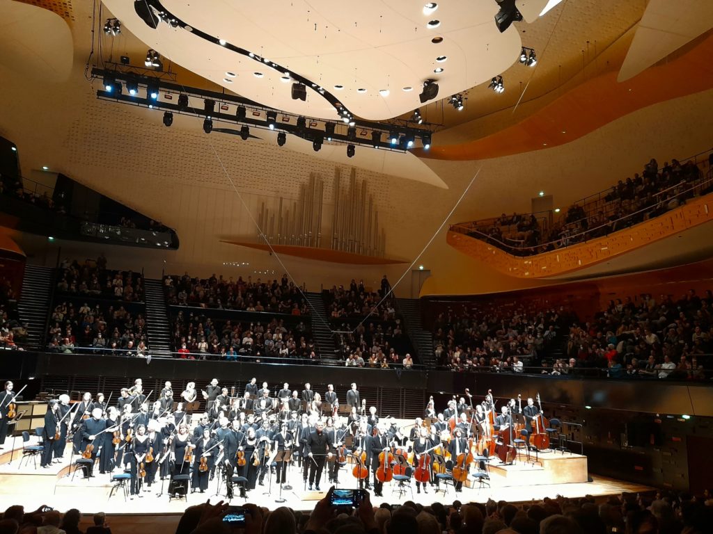 Un concert « pour résister » A la Philharmonie de Paris  avec l’Orchestre de Paris et Jaap van Zweden