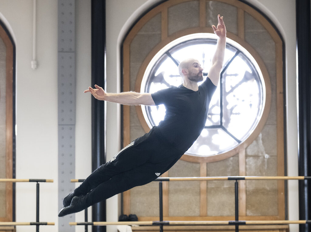 François Alu devient danseur étoile de l’Opéra de Paris