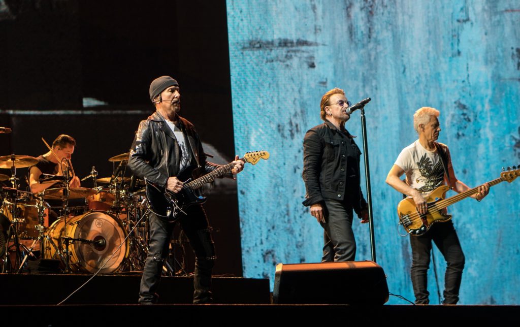 U2 apporte son soutien à l’Ukraine : spectacle de solidarité à Kiev