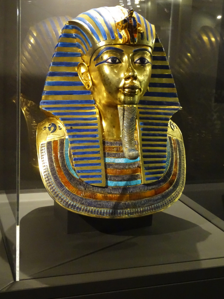 A Lyon, une exposition sur Toutankhamon, le pharaon oublié