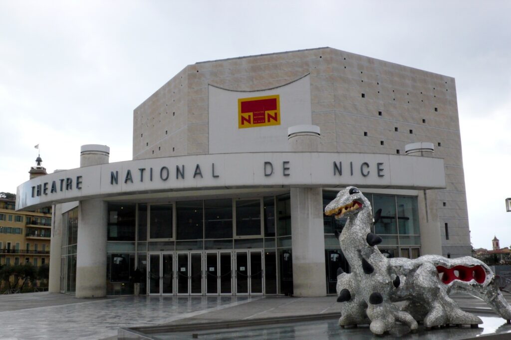 Un coup de théâtre bien rodé pour la ville de Nice