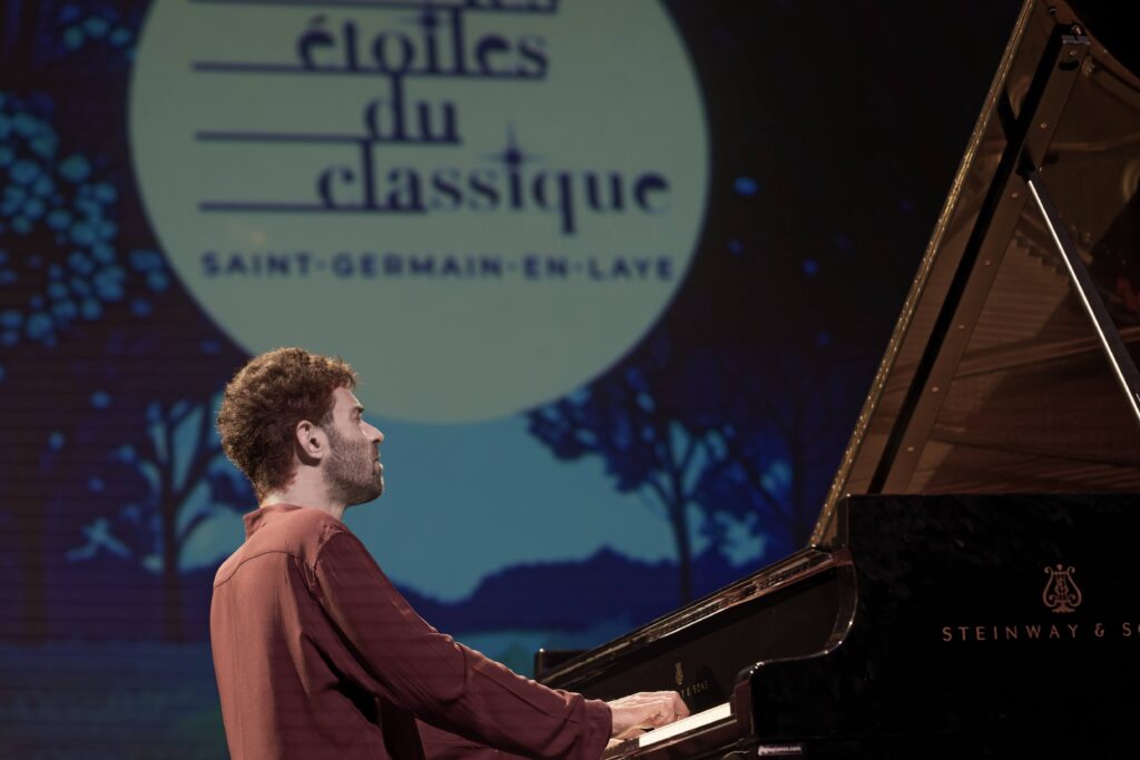 Adam Laloum dans le festival Les Étoiles du classique