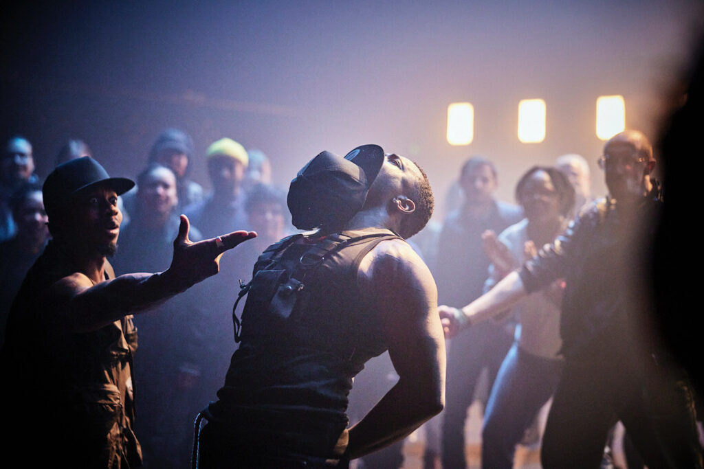 G.R.O.0.VE, le manque de rythme de Bintou Dembélé au Festival d’Avignon