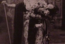 Sarah Bernhardt exposée chez Maxim’s