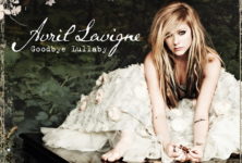 Avril Lavigne dévoile un extrait du premier single de son prochain album