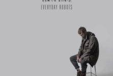 [Chronique] « Everyday Robots » : un premier album solo et sombre pour Damon Albarn