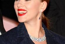 Scarlett Johansson, star absolue, lance son Girls Band
