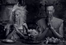 Die Antwoord sort une nouvelle Mixtape : « Suck on This »