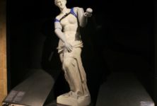 Des prothèses pour la Vénus de Milo et les statues du Parc Monceau