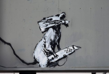Street art : Banksy de retour à Paris avec des œuvres engagées