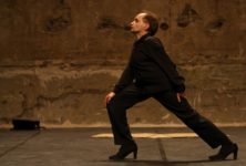 « 36, Avenue Georges Mandel » : Raimund Hoghe porte la Callas en lui au festival d’Avignon
