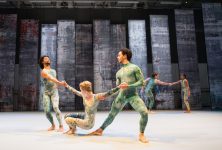 Le Ballet Rambert échoue dans son mash-up Cunningham
