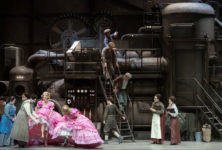 La relecture éblouissante de Cendrillon à l’Opéra de Paris