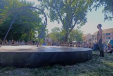 “Inertie” : belle réussite de cirque de création en espace public