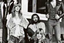 La Totale Fleetwood Mac Les 320 chansons expliquées: l’encyclopédie musicale qui explore en détail  l’oeuvre des stars planétaires !